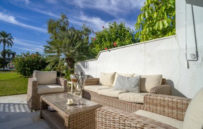 Resale - House - Townhouse - Marbella - Nueva Andalucia