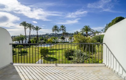 Resale - House - Townhouse - Marbella - Nueva Andalucia