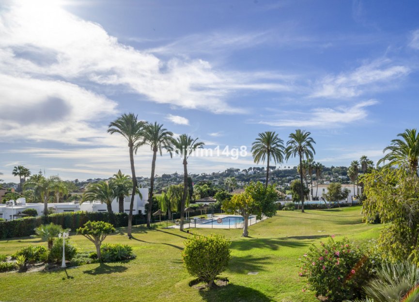 Resale - House - Townhouse - Marbella - Nueva Andalucia