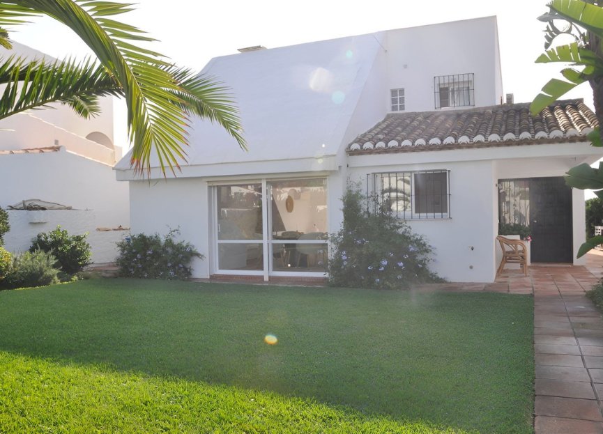 Reventa - House - Detached Villa - Estepona - Estepona Centro