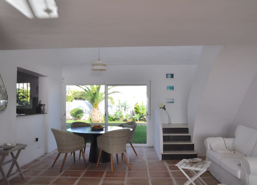 Reventa - House - Detached Villa - Estepona - Estepona Centro