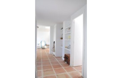 Reventa - House - Detached Villa - Estepona - Estepona Centro