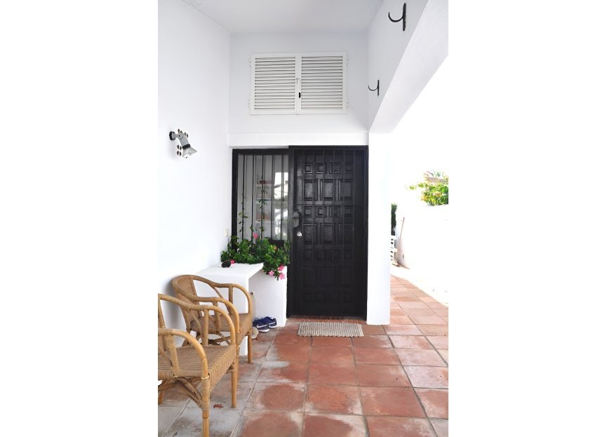 Reventa - House - Detached Villa - Estepona - Estepona Centro