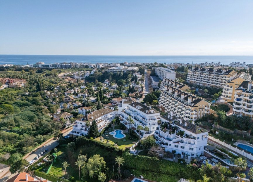 Resale - Apartment - Penthouse - Marbella - Nueva Andalucia