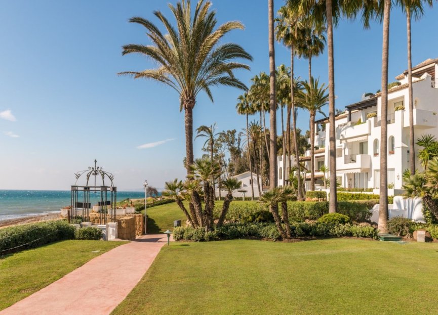 Resale - Apartment - Penthouse Duplex - Estepona - Estepona Centro