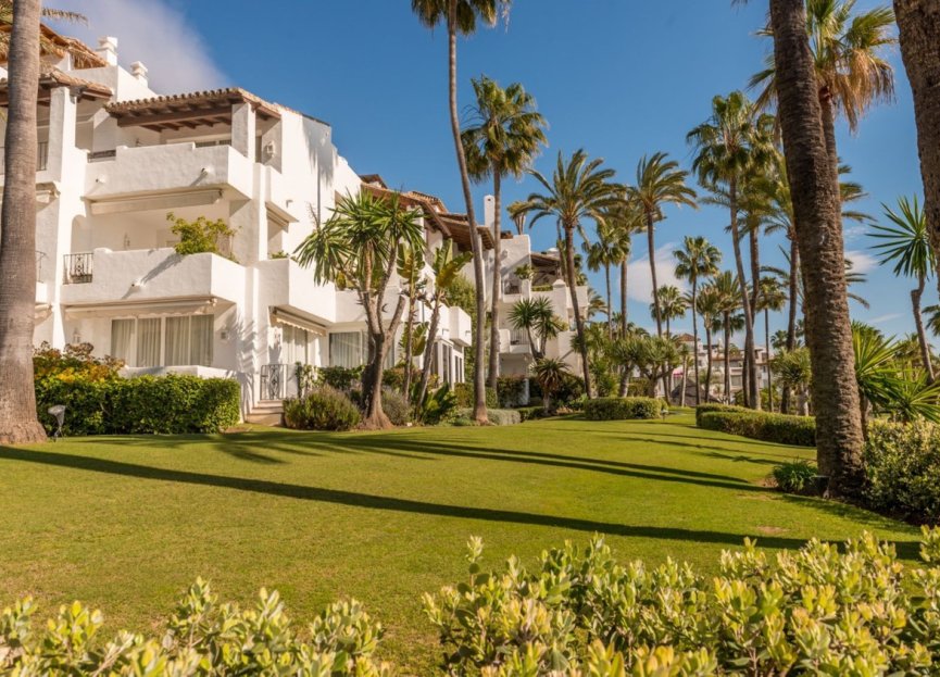 Resale - Apartment - Penthouse Duplex - Estepona - Estepona Centro