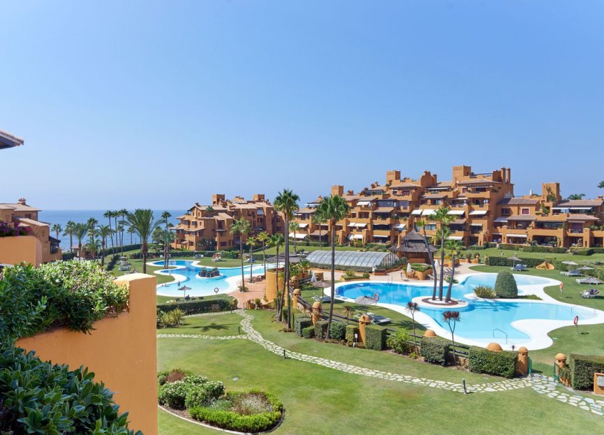 Reventa - Apartment - Middle Floor Apartment - Estepona - Estepona Centro