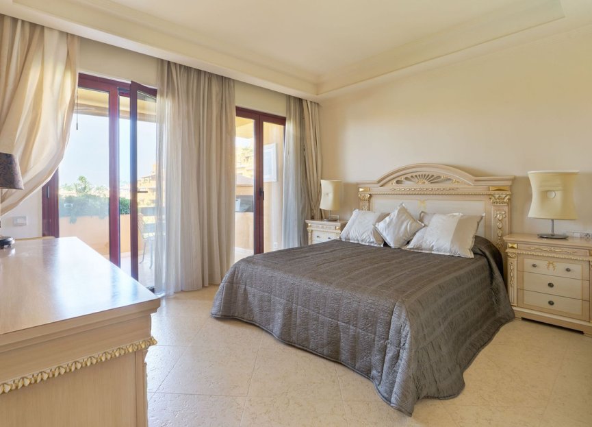 Reventa - Apartment - Middle Floor Apartment - Estepona - Estepona Centro