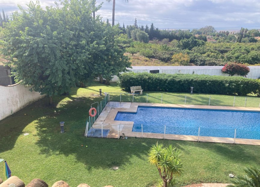 Resale - House - Detached Villa - Estepona - Selwo