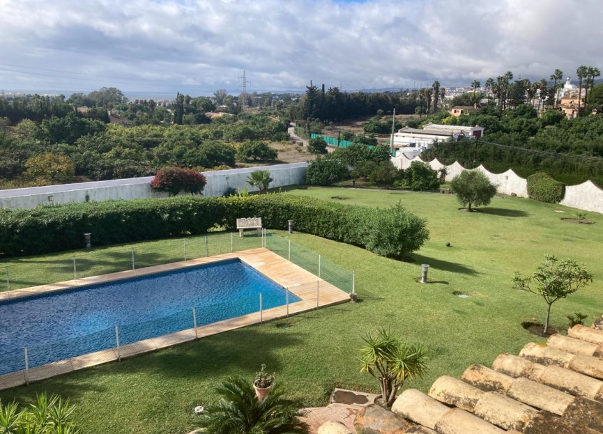 Resale - House - Detached Villa - Estepona - Selwo