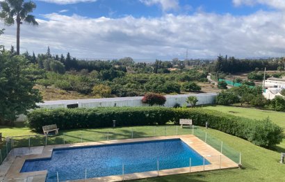 Resale - House - Detached Villa - Estepona - Selwo