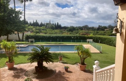 Resale - House - Detached Villa - Estepona - Selwo