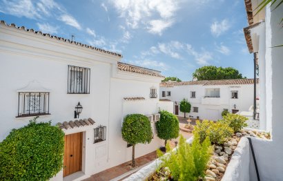 Resale - House - Townhouse - Marbella