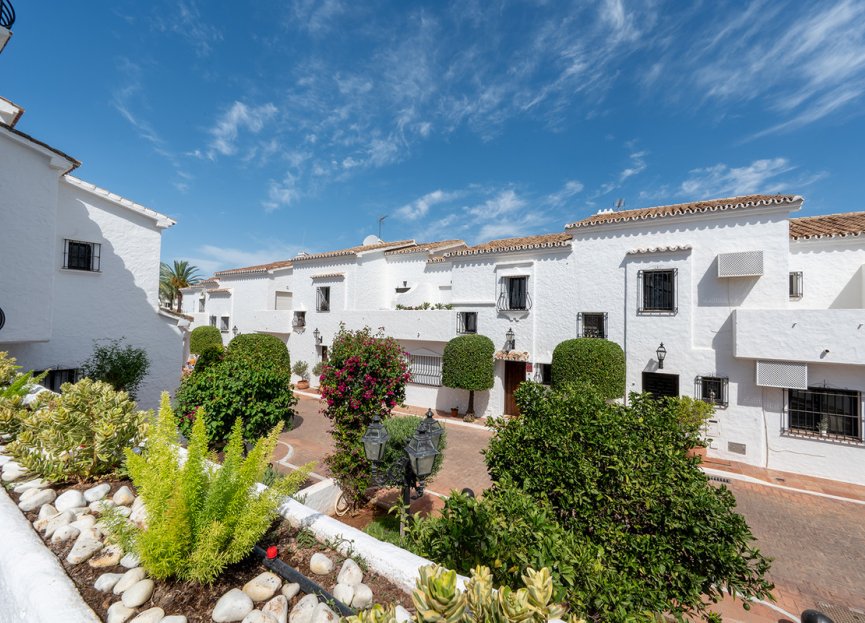 Resale - House - Townhouse - Marbella