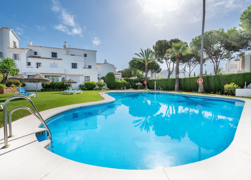 Resale - House - Townhouse - Marbella