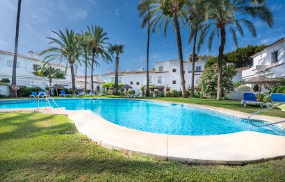 Resale - House - Townhouse - Marbella