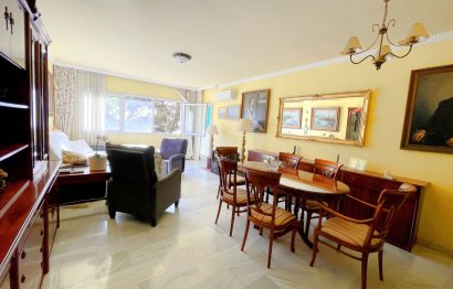 Resale - Apartment - Middle Floor Apartment - Estepona - Estepona Centro