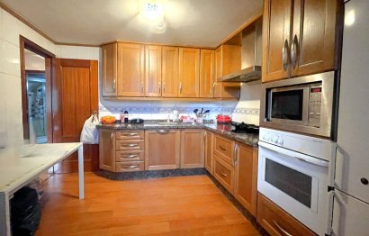 Resale - Apartment - Ground Floor Apartment - Estepona - Estepona Centro