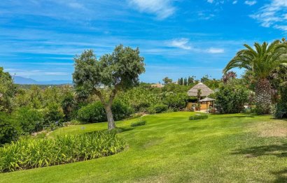 Resale - House - Detached Villa - Sotogrande