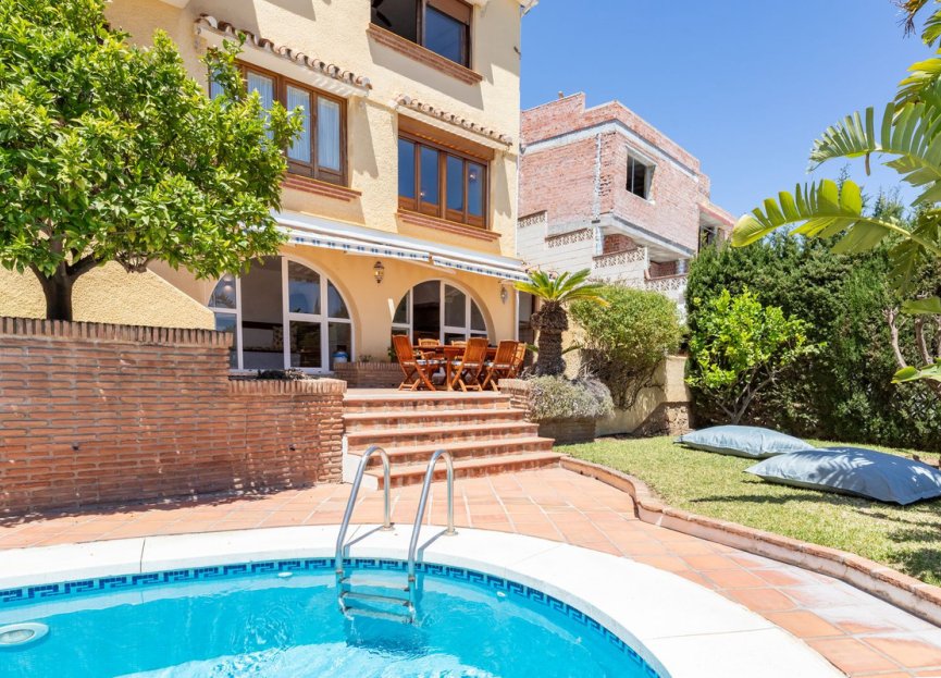 Resale - House - Detached Villa - Benalmádena - Benalmadena Costa