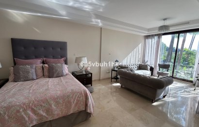 Resale - House - Semi-Detached House - Marbella - Puerto Banús