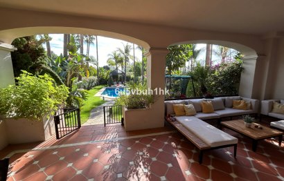 Resale - House - Semi-Detached House - Marbella - Puerto Banús