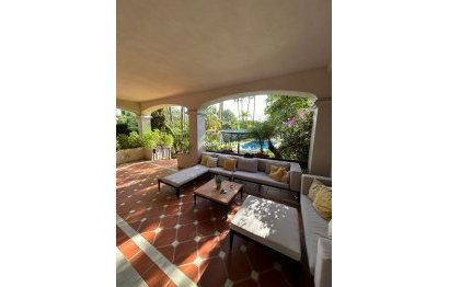 Resale - House - Semi-Detached House - Marbella - Puerto Banús