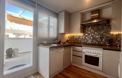 Resale - Apartment - Penthouse - Marbella - Nueva Andalucia