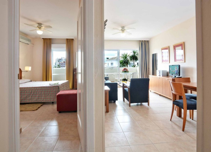 Resale - Apartment - Middle Floor Apartment - Fuengirola - Fuengirola Centro