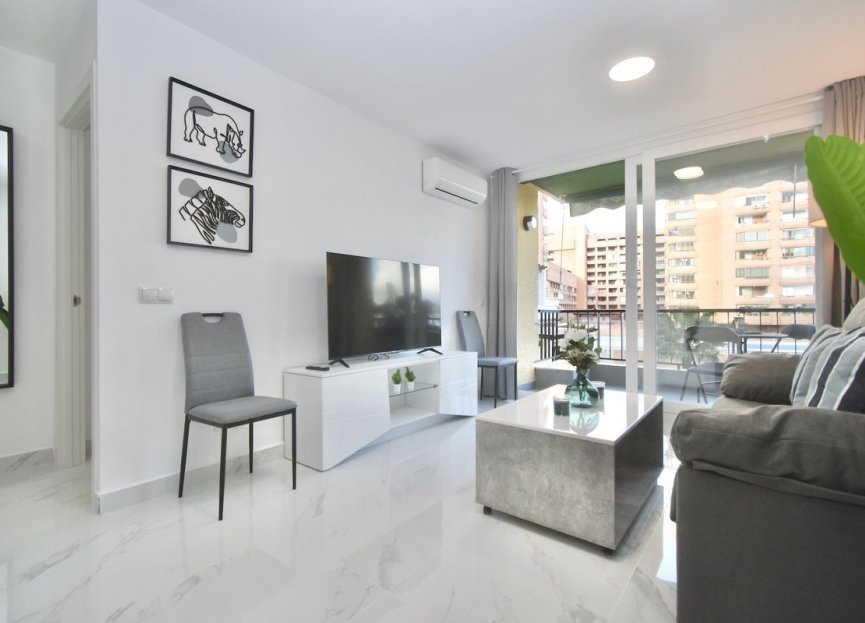 Resale - Apartment - Middle Floor Apartment - Fuengirola - Fuengirola Centro