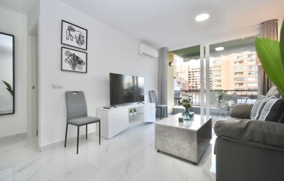 Resale - Apartment - Middle Floor Apartment - Fuengirola - Fuengirola Centro