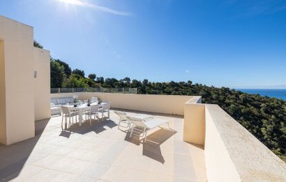 Resale - Apartment - Penthouse - Marbella - Altos de los Monteros