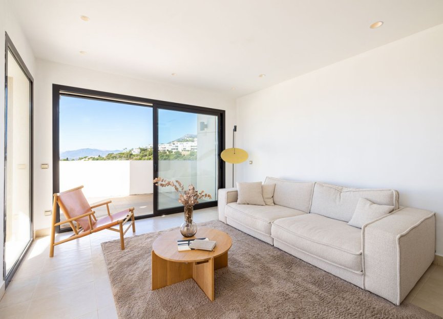 Resale - Apartment - Penthouse - Marbella - Altos de los Monteros