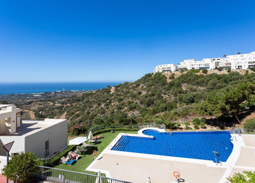 Resale - Apartment - Penthouse - Marbella - Altos de los Monteros