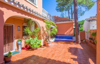 Resale - House - Detached Villa - Marbella - Marbesa