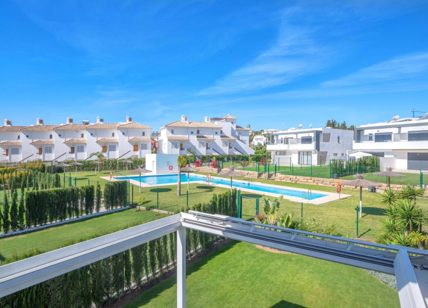 Resale - House - Semi-Detached House - Estepona - Selwo