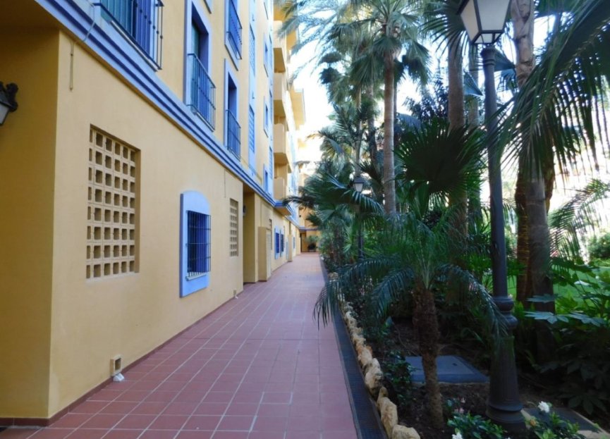 Resale - Apartment - Ground Floor Apartment - Marbella - San Pedro De Alcantara