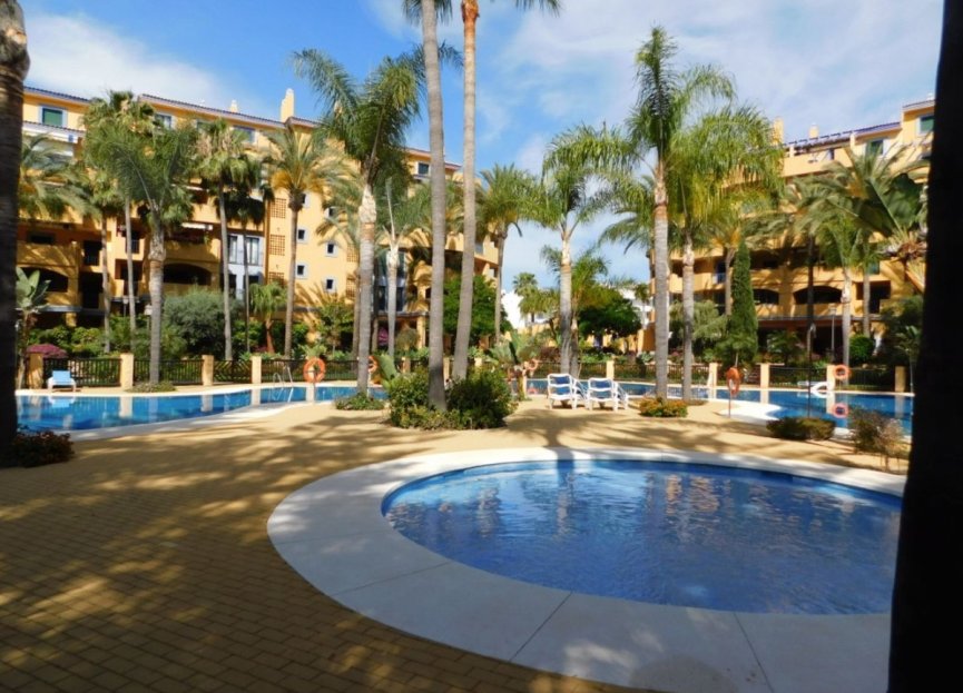 Resale - Apartment - Ground Floor Apartment - Marbella - San Pedro De Alcantara