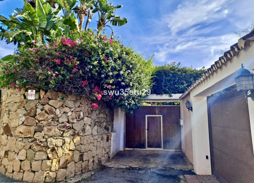 Resale - House - Detached Villa - Mijas - Calahonda