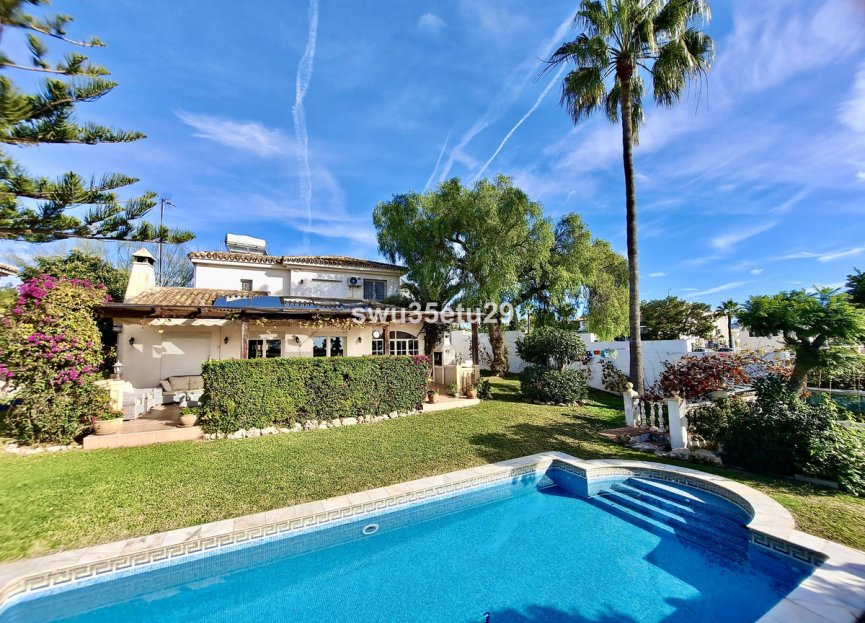 Resale - House - Detached Villa - Mijas - Calahonda