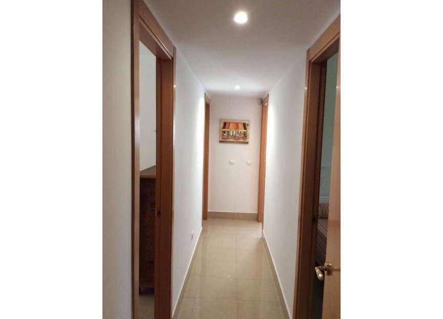 Resale - Apartment - Middle Floor Apartment - Marbella - Elviria