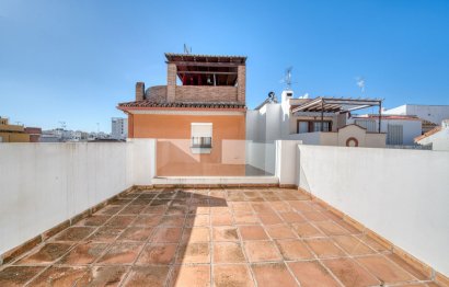 Resale - House - Townhouse - Estepona - Estepona Centro