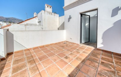 Resale - House - Townhouse - Estepona - Estepona Centro