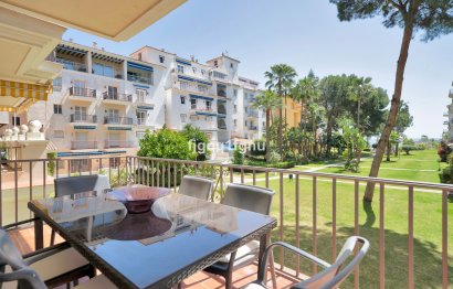 Resale - Apartment - Middle Floor Apartment - Marbella - Puerto Banús