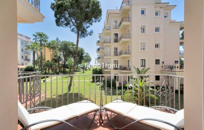 Resale - Apartment - Middle Floor Apartment - Marbella - Puerto Banús