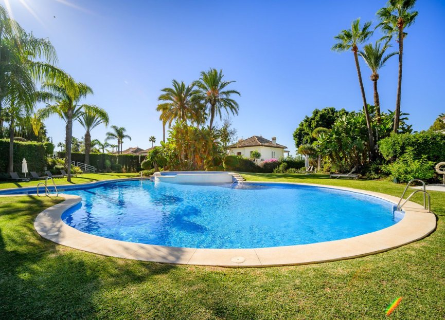 Resale - Apartment - Duplex - Marbella - Nueva Andalucia