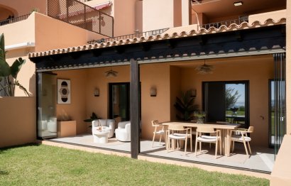 Resale - Apartment - Middle Floor Apartment - Estepona - Estepona Centro