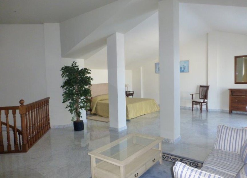 Resale - Apartment - Penthouse - Marbella - Puerto Banús