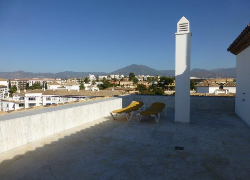 Resale - Apartment - Penthouse - Marbella - Puerto Banús