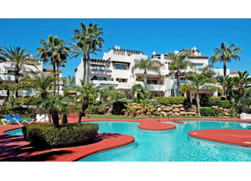 Resale - Apartment - Penthouse - Marbella - Puerto Banús